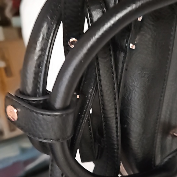 Matt And Nat Vegan Leather Taha Satchel Handbag - Picture 2 of 9